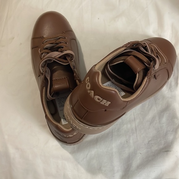 Low line low top sneaker - Picture 3 of 4